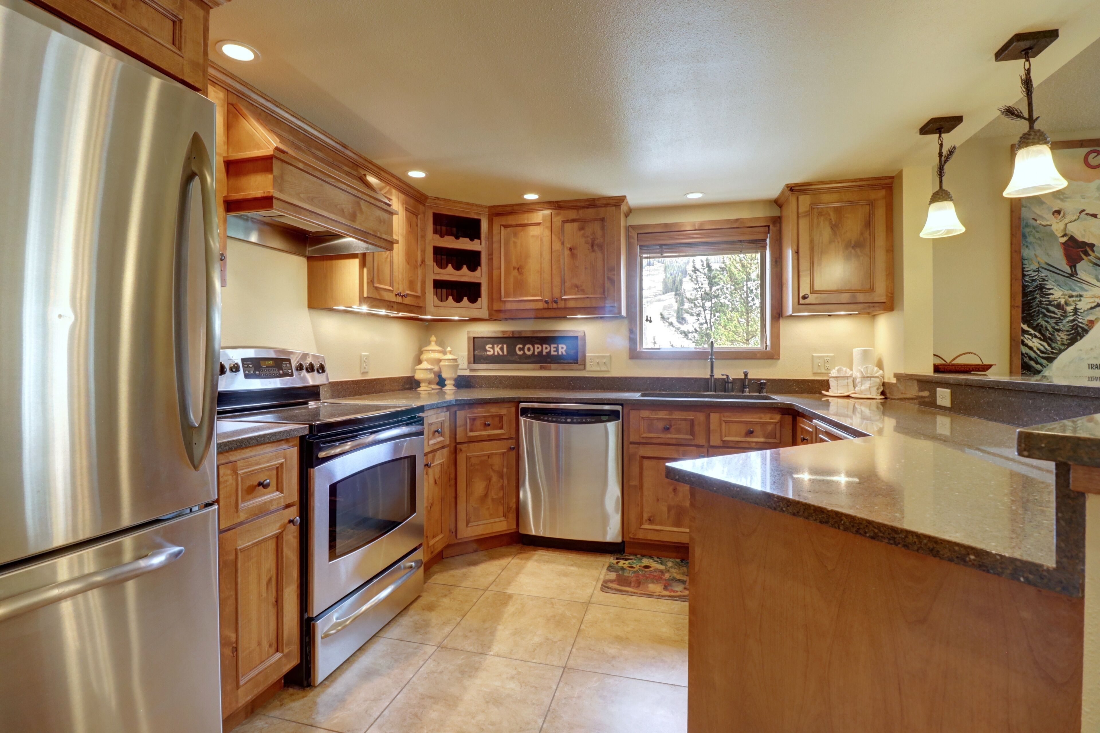 Condo, 2 Bedrooms | Private kitchen