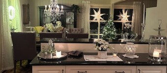 Spacious and cozy house with garden in the center of Svelvik