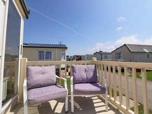 Terrace/patio - 152 Central Park (Prestatyn)