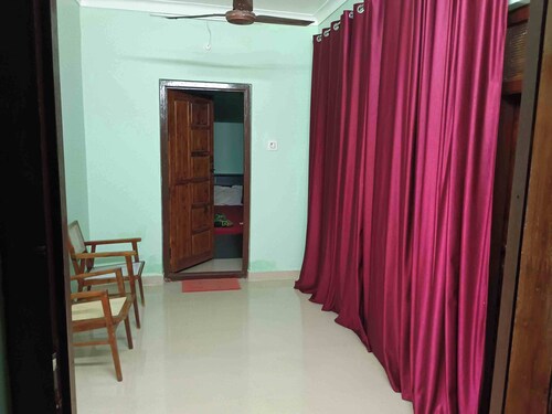 Charming 2-bedroom villa with WiFi, AC in serene Karaikal