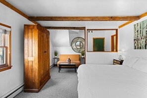 1 dormitorio, tabla de planchar con plancha, wifi y ropa de cama