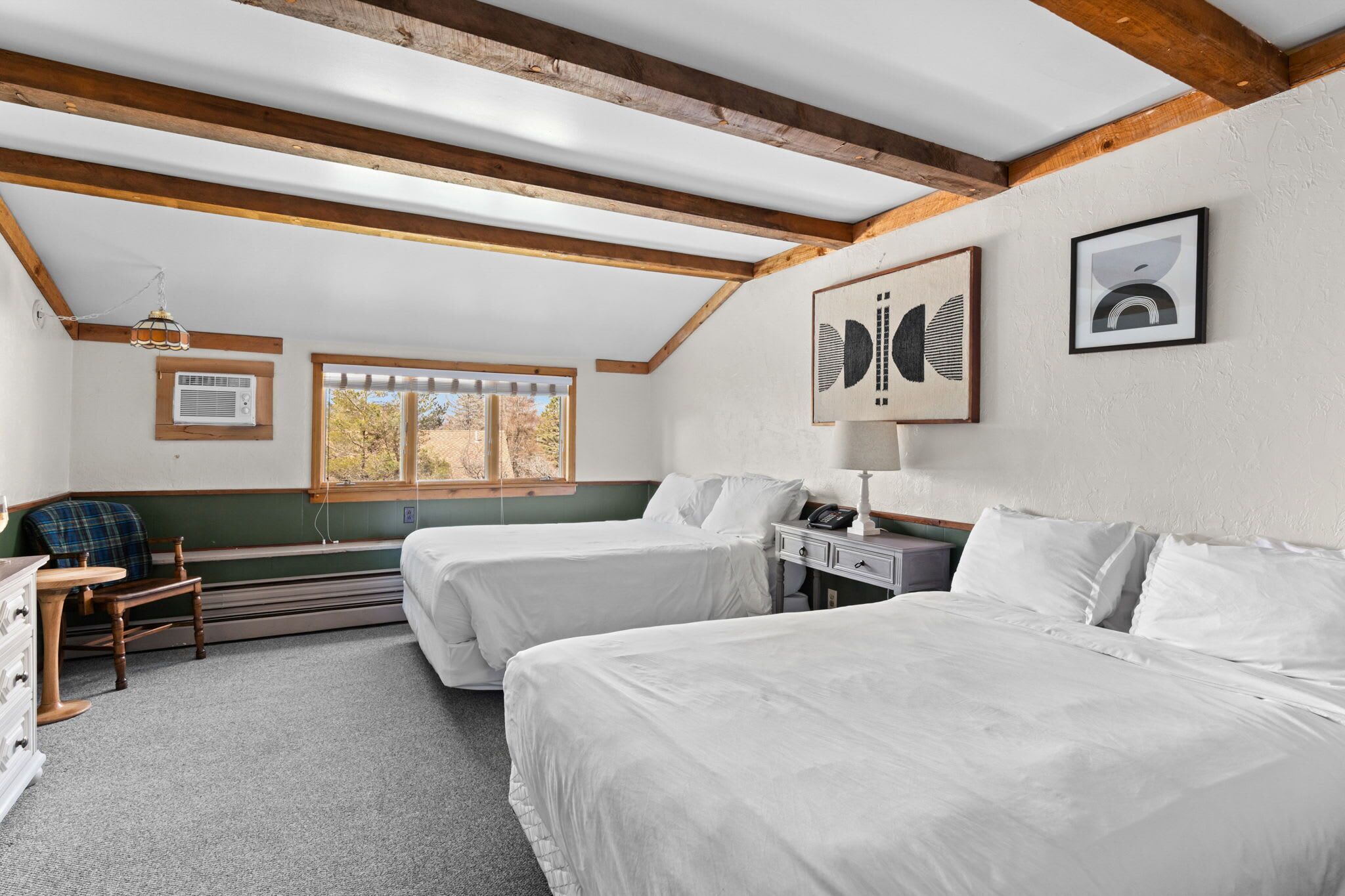 1 多间卧室、熨斗/熨衣板、WiFi、床单