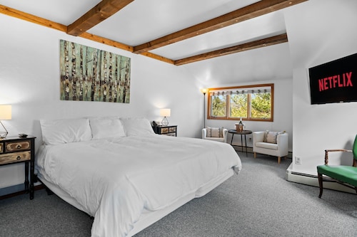 Jessie's Harvest House Suite