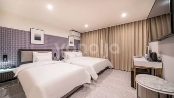 Deluxe Twin Room | Blackout drapes, soundproofing, free WiFi