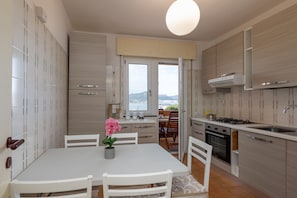 3 bedrooms