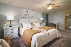 4 bedrooms, desk, iron/ironing board, travel cot