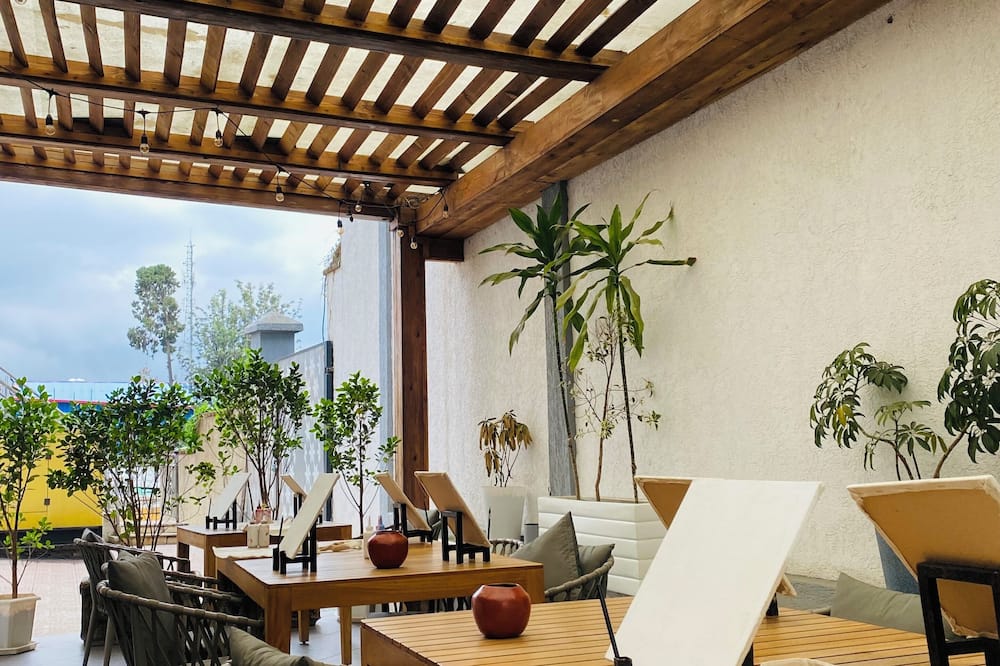 Social House Boutique Hotel