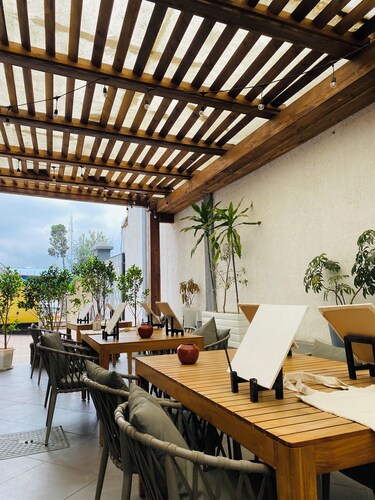 Social House Boutique Hotel