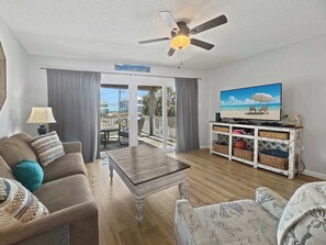 TV - Duplex Beach Home for 6 with Balcony & Resort-style Amenities (Gulf Shores)