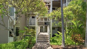 Exterior - Newly Remodeled! Wailea 2BR | Walk to Beach | A/C | Family-Friendly (Kihei)