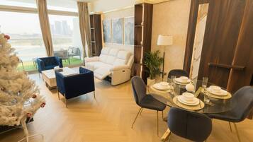 Apartment, Balcony, Beach View | Living area