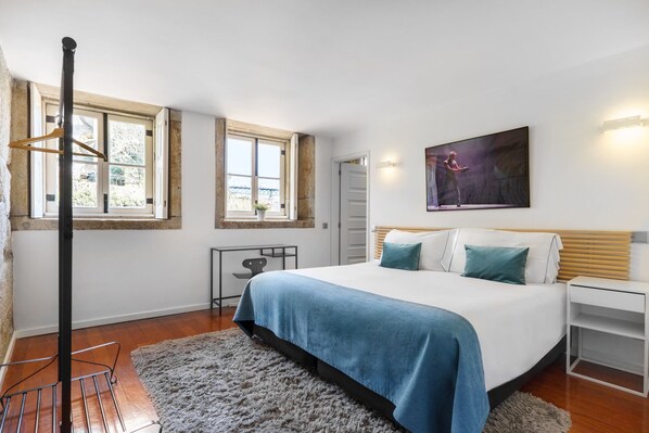 Apartment | 4 bedrooms, iron/ironing board