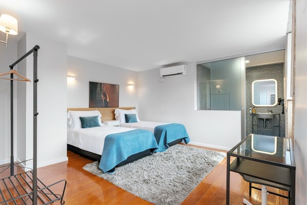 Apartment | 4 bedrooms, iron/ironing board