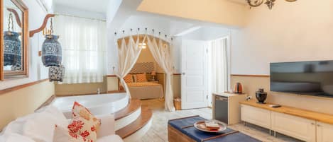 Svit Superior - balkong - utsikt mot trädgården | Bubbelbad