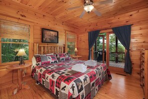 3 Schlafzimmer, Schreibtisch, Bügeleisen/Bügelbrett, WLAN