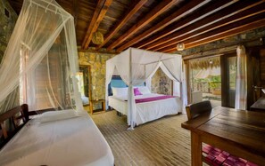 7 bedrooms, iron/ironing board, WiFi, bed sheets