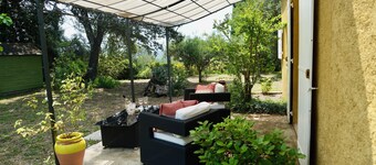 Sam’s cottage, a peaceful Provencal Retreat, minutes from famous Thoronet Abbey.