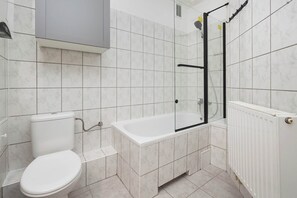 Shower, hair dryer, towels, shampoo