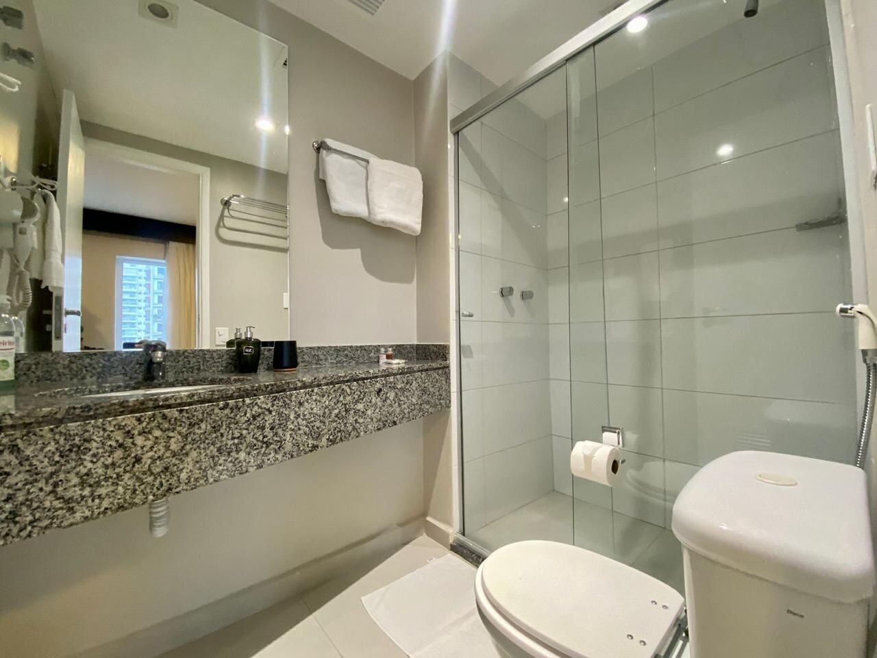Suite | Bathroom