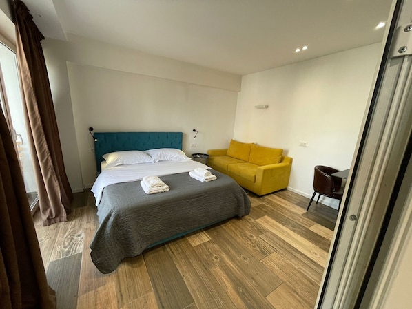2 bedrooms