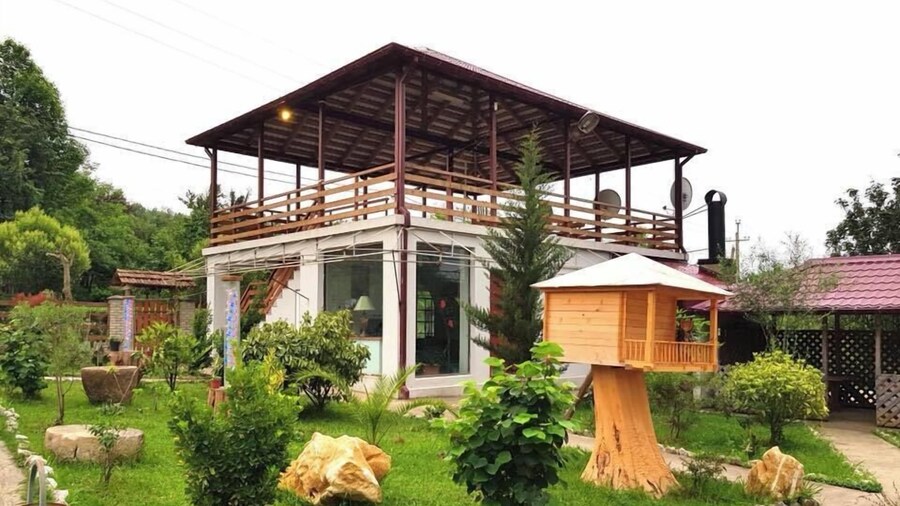 Prometheus Gate Hotel