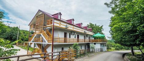 Majoituspaikan julkisivu