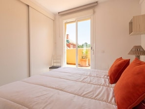 2 Schlafzimmer, Bügeleisen/Bügelbrett, kostenloses WLAN, Bettwäsche