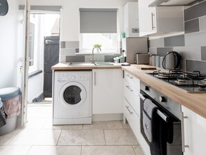 Fridge, microwave, oven, toaster