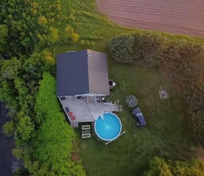 Exterior - Breathtaking Views, Absolute Privacy, Modern&Cozy! 5mins to PEI's 2 BEST Beaches (Souris)