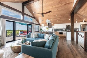 TV - Southside: Private Island Oasis! Gulf Views + Pool & Carts (North Captiva)