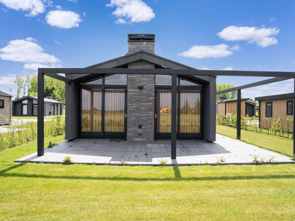 House | Bahagian luar