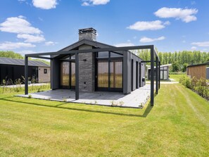 House | Exterior - Tranquil Holiday Home With Views (Oud Ade)