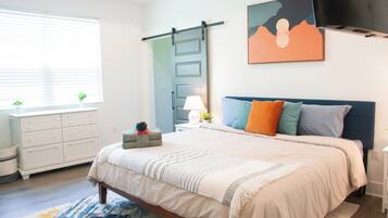 2 habitaciones, escritorio, tabla de planchar con plancha y wifi gratis