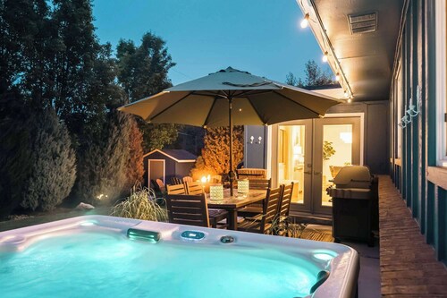 Wellness Retreat | Sauna, Cold Plunge & Hot Tub