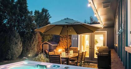 Wellness Retreat | Sauna, Cold Plunge & Hot Tub