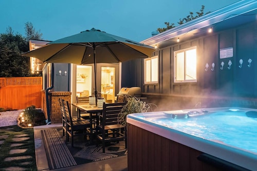 Wellness Retreat - Sauna, Cold Plunge & Hot Tub