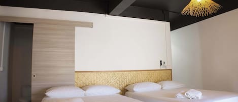 WiFi, bed sheets