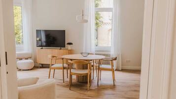 TV, offices