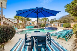 Pool - Coastin Time 8 BR 6BA, Private Heated Pool & Hot Tub (North Myrtle Beach)