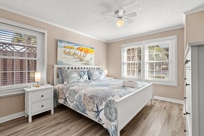 8 bedrooms, iron/ironing board, WiFi, bed sheets