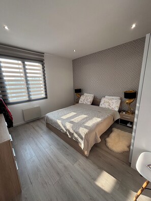 3 sovrum, strykjärn/strykbräda, wi-fi och sängkläder