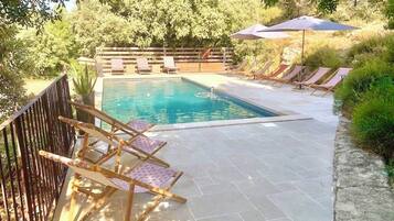 Piscine extérieure