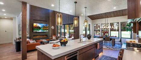 Micro-ondas, fogão, cooktop, lava-louças