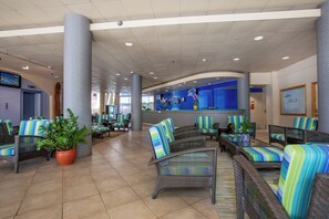 Bar (on property) - Aqua Aloha Surf Waikiki 606 Deluxe Studio with Lanai and Partial City Views loca (Honolulu)