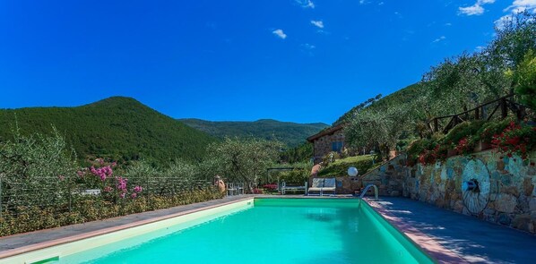 Alberca al aire libre 