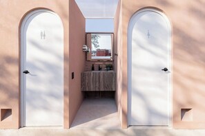 Interior - 1914 Charm + Rooftop | Boutique Loft in San Rafael (Mexico City)