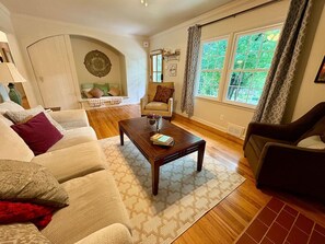 Televisor intel·ligent i llar de foc 