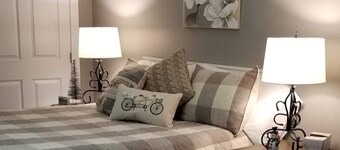 Charming 1-bedroom apartment with WiFi and AC in peaceful McMinnville.