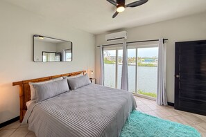 3 chambres, fer et planche à repasser, accès Internet, draps fournis