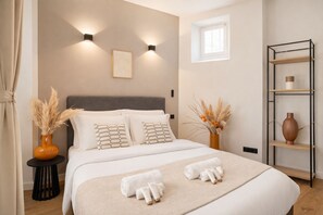 Superior Apartment, Courtyard View | Iron/ironing board, travel crib, free WiFi, bed sheets